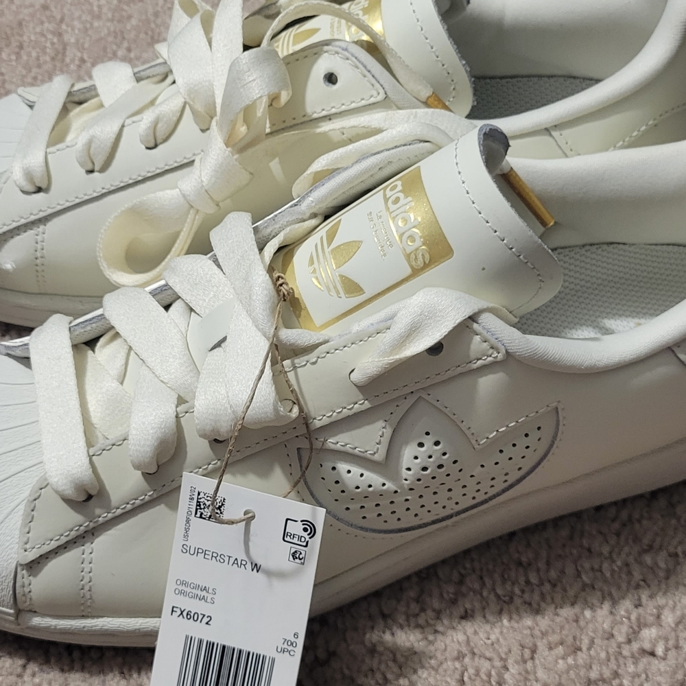 Adidas Superstar Shoe Womens
